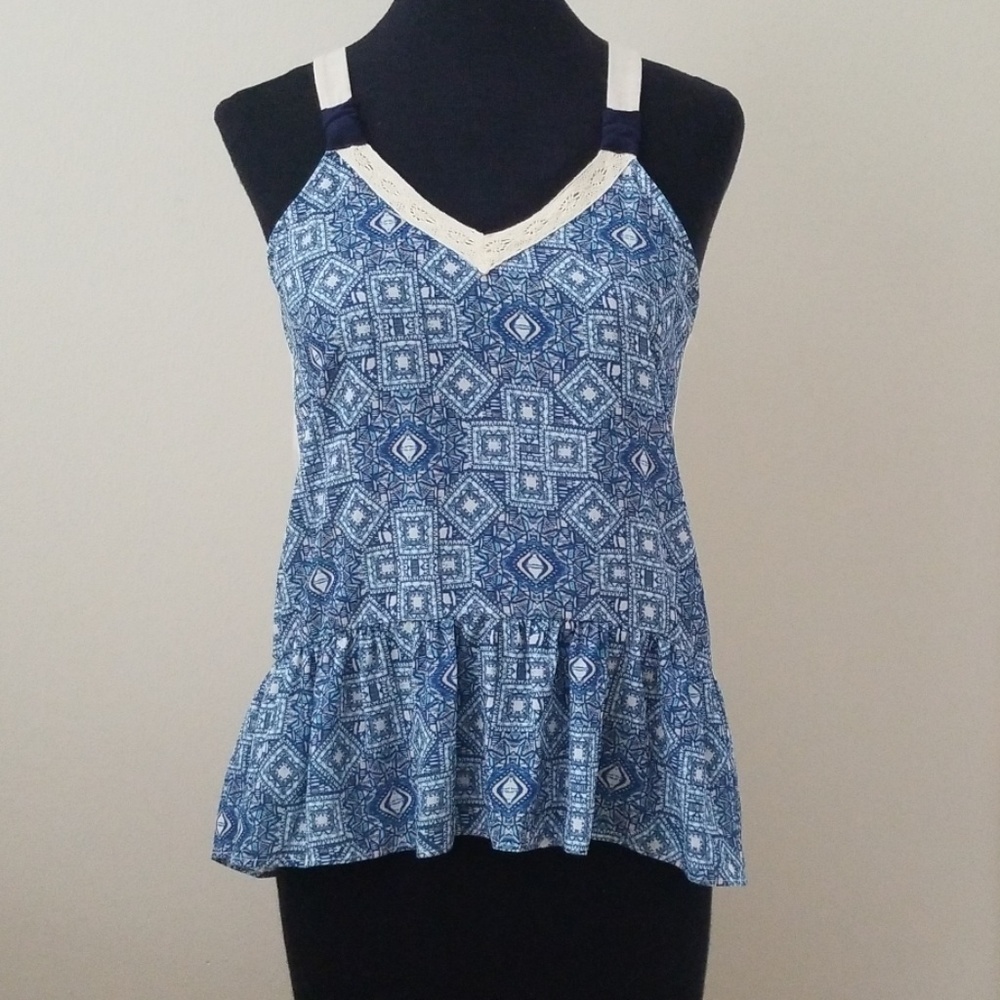 🌻Jolt NWT boho tank with high low hem, small